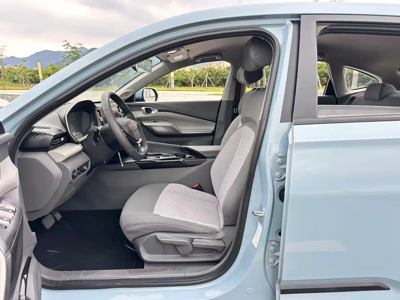 Baojun RC-5 2021 2020 1.5L CVT Smart Shine Elite Type