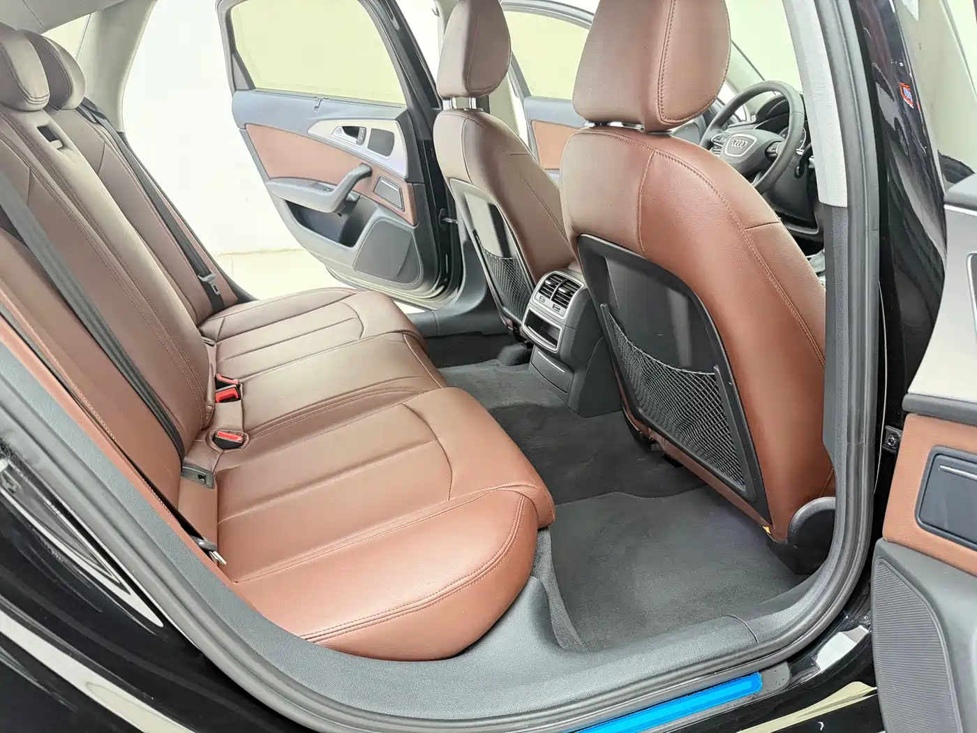 Audi A6L 2016 30 FSI Technology фото 17