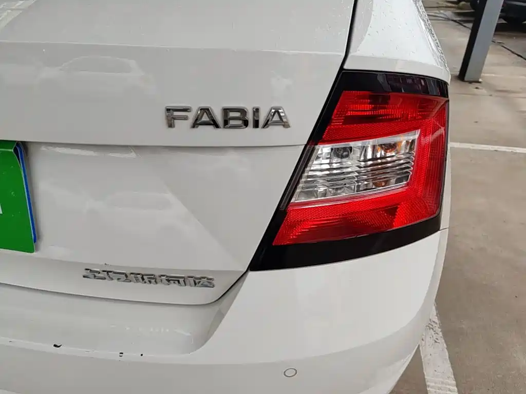 Photo 8 - Škoda Fabia