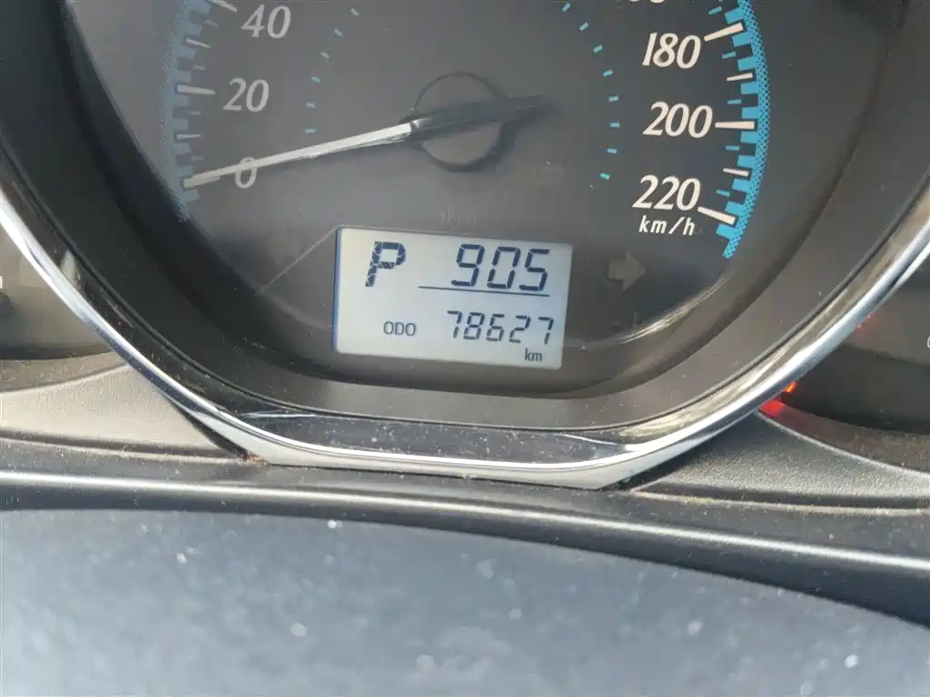 Toyota YARiS L Zhi Xiang 2017 1.5E CVT Charming Edition фото 5