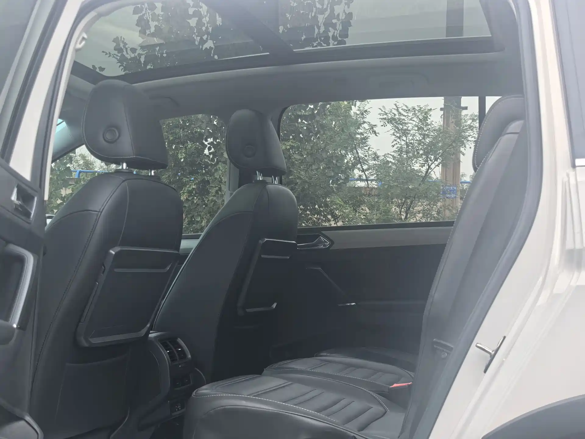 Фото 16 - Volkswagen Touran
