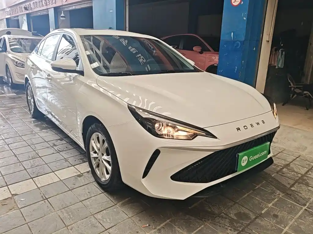 Фото 4 - Roewe i5