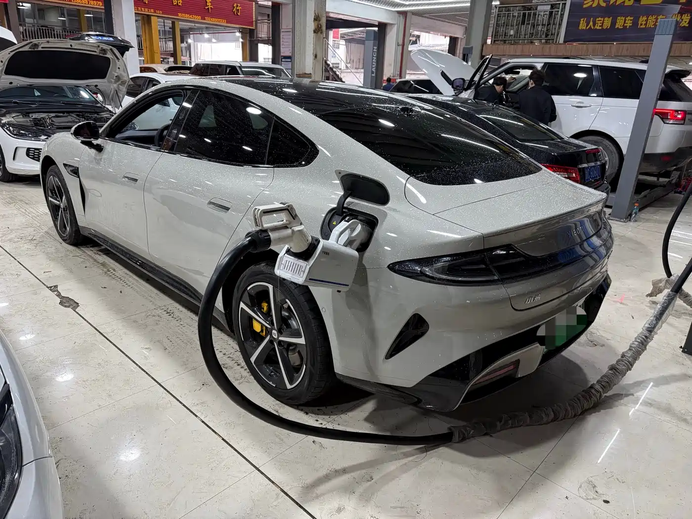 XIAOMI CAR XIAOMI SU7