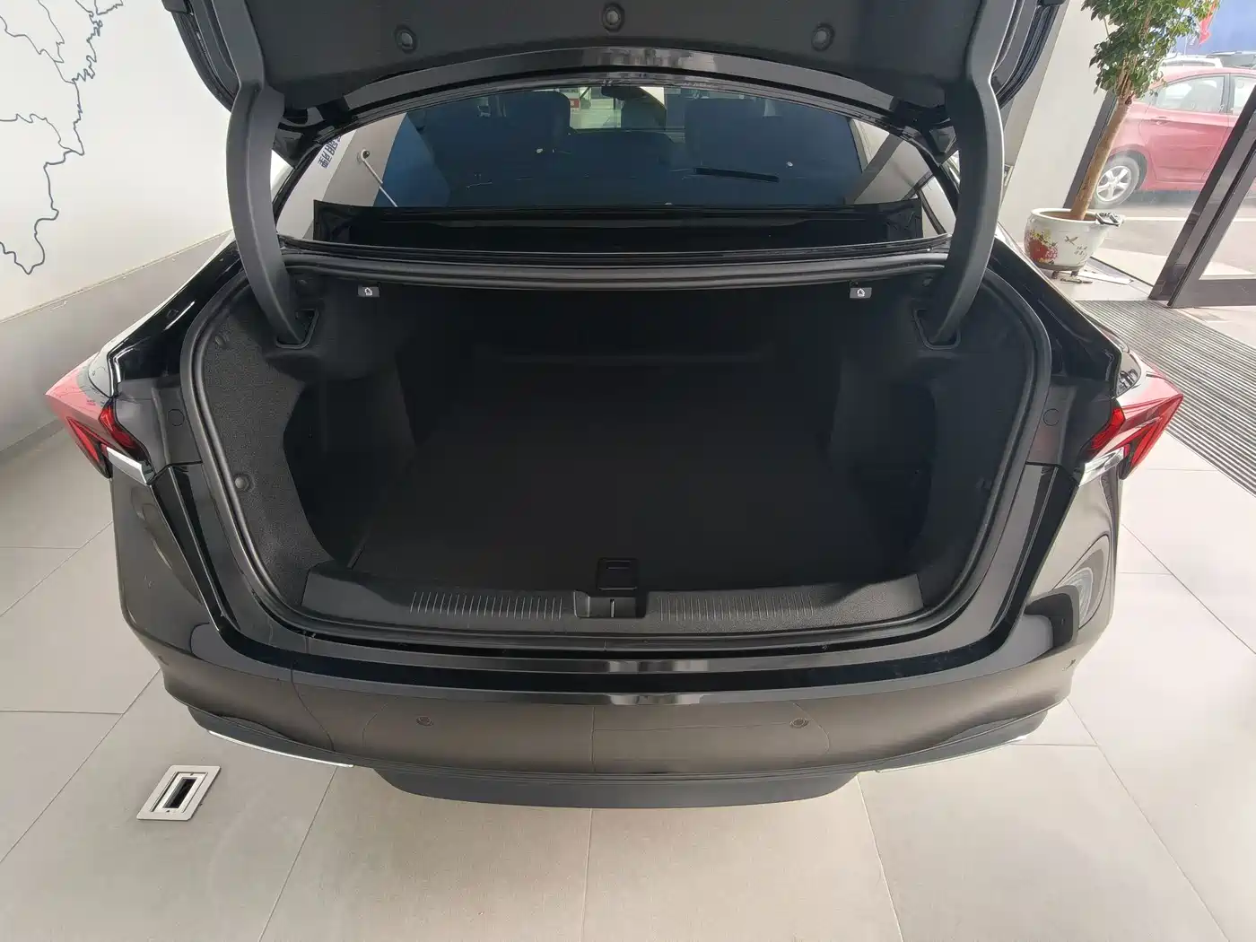 Buick LaCrosse 2026 2025 Model 28T Platinum Edition