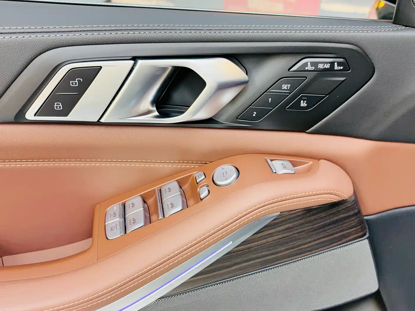 BMW X7 2023 xDrive40i Leading Luxury Package фото 11