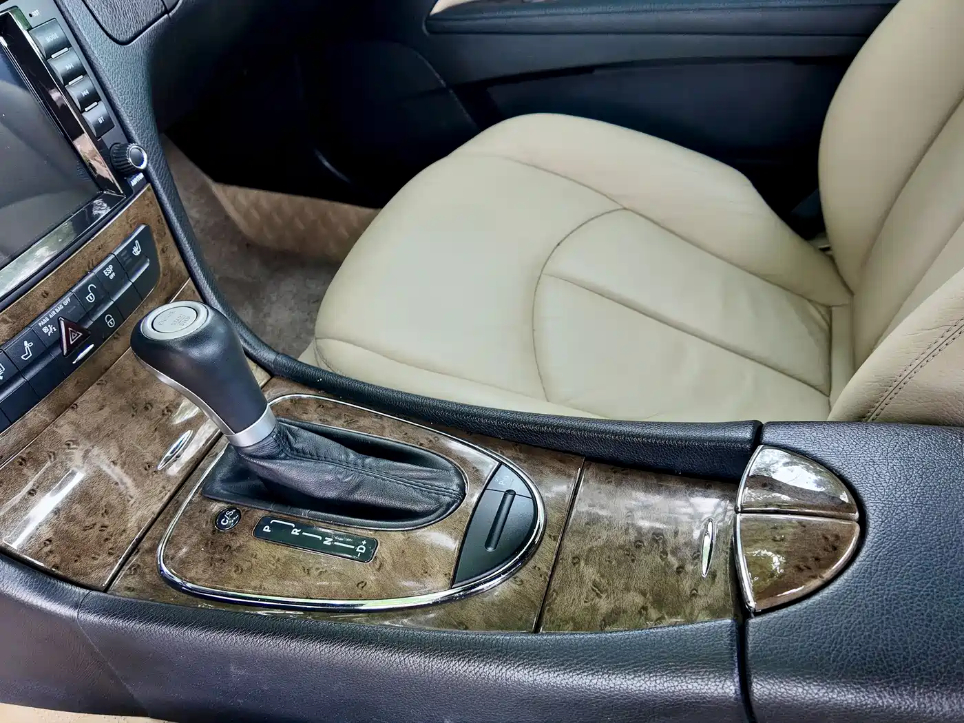 Mercedes-Benz E-Class 2008 Model E 280 Personality Sport Edition фото 25