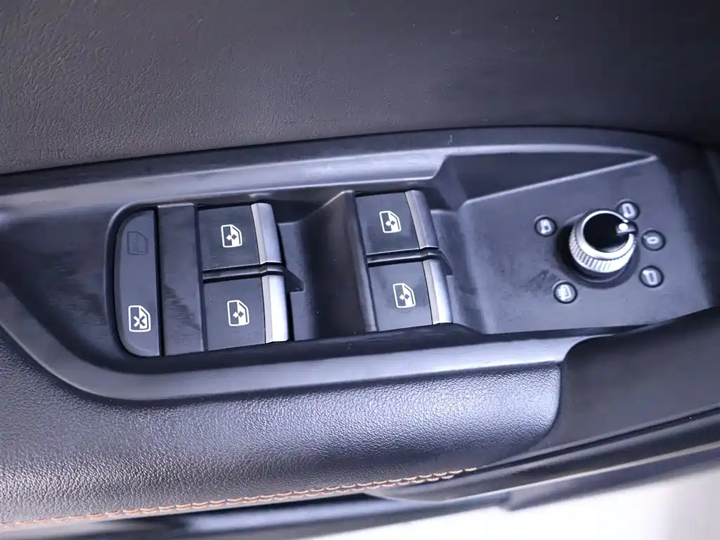 Audi Q5L 2018 40 TFSI Premium Fashion China VI фото 17