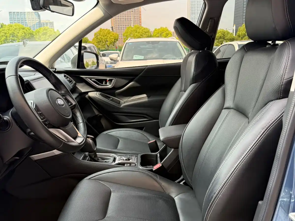 SUBARU FORESTER
