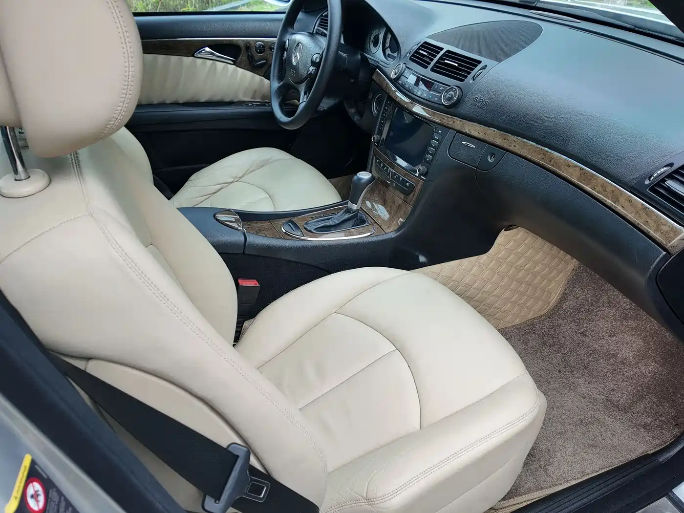 Mercedes-Benz E-Class 2008 Model E 280 Personality Sport Edition фото 32