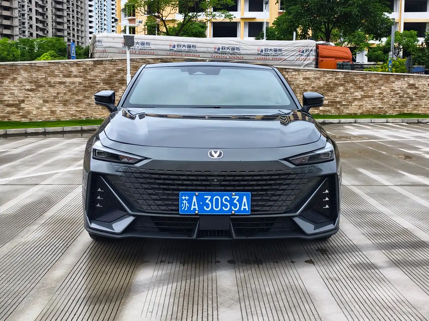 CHANGAN UNI-V