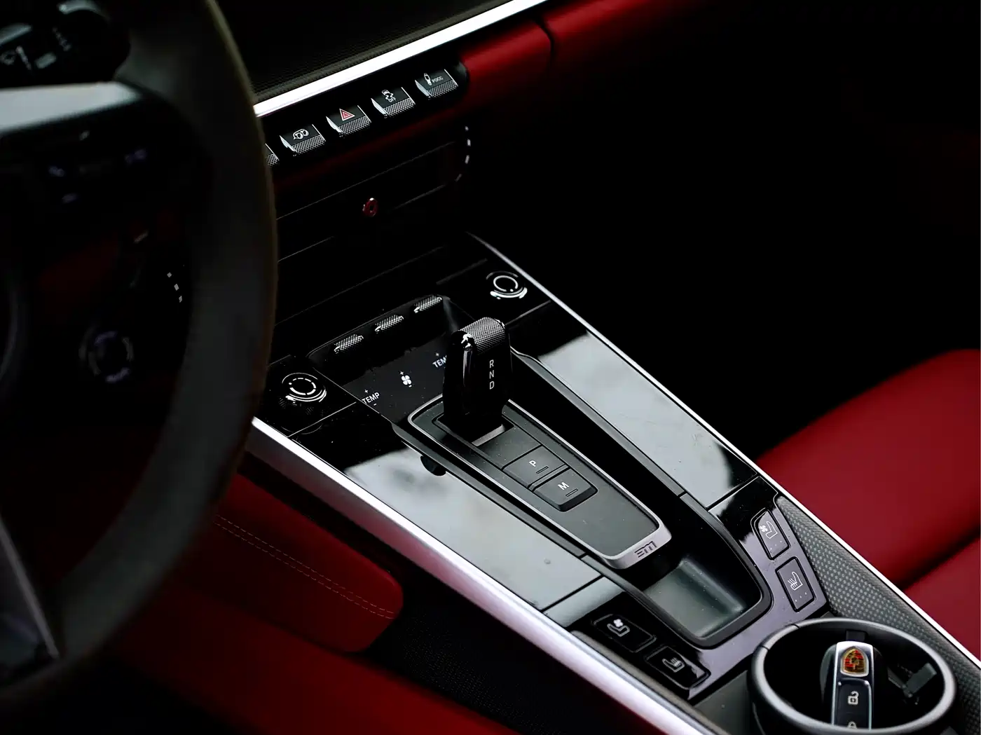 Porsche 911 2023 Turbo S 3.7T фото 15