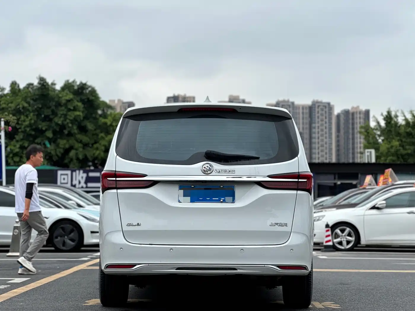 BUICK GL8