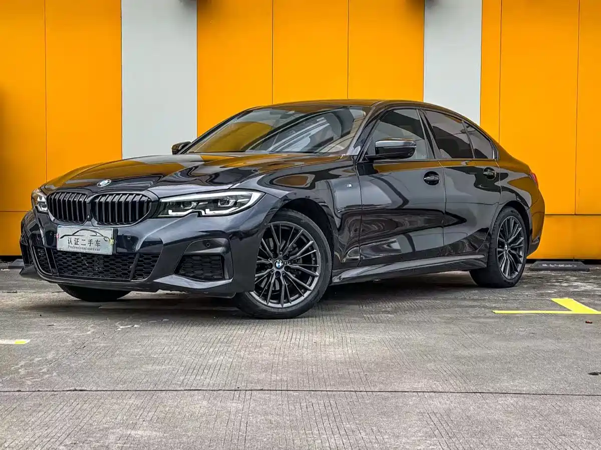 BMW 3-SERIES