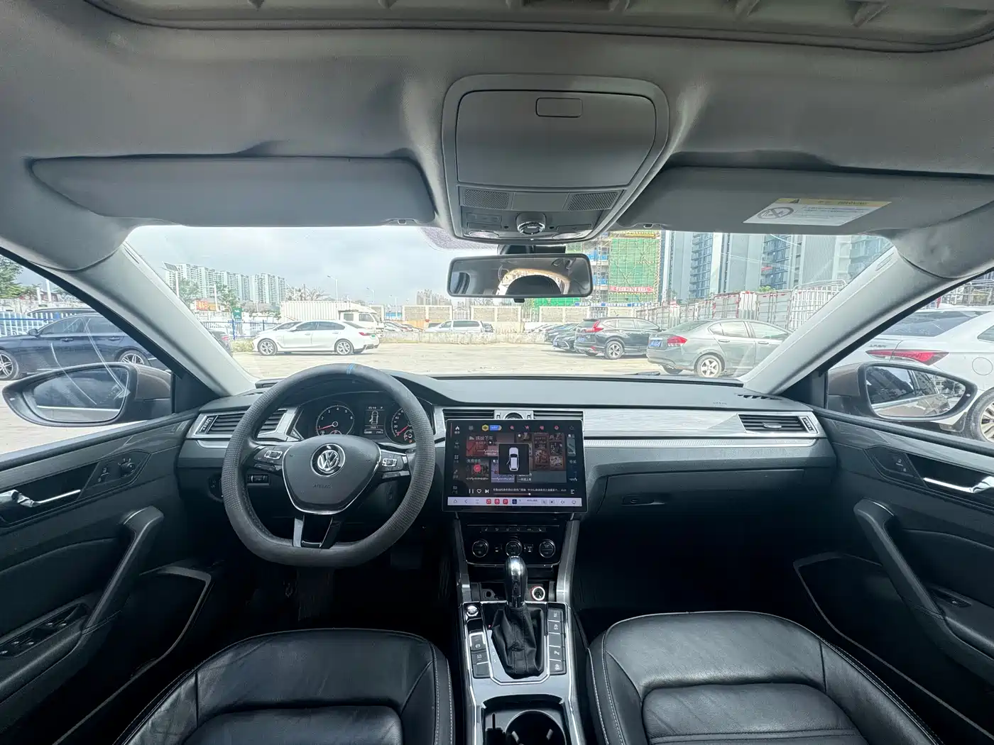 Volkswagen Passat 2017 330TSI DSG Prestige фото 6
