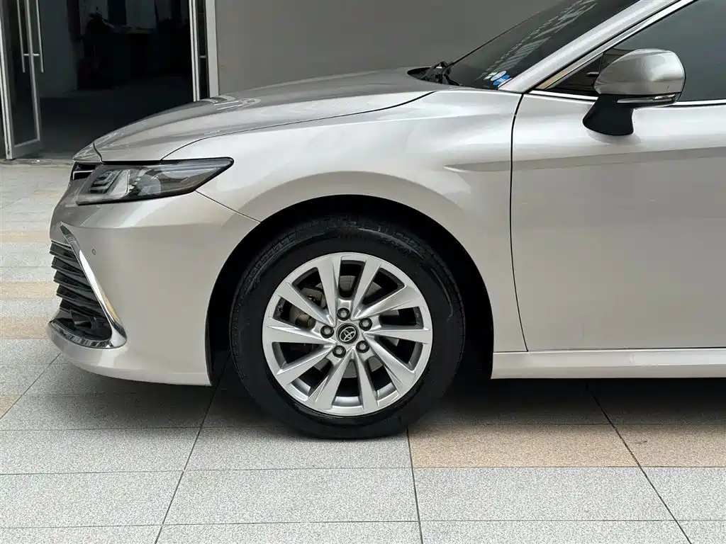 Toyota Camry 2021 2.0G Luxury Edition фото 23
