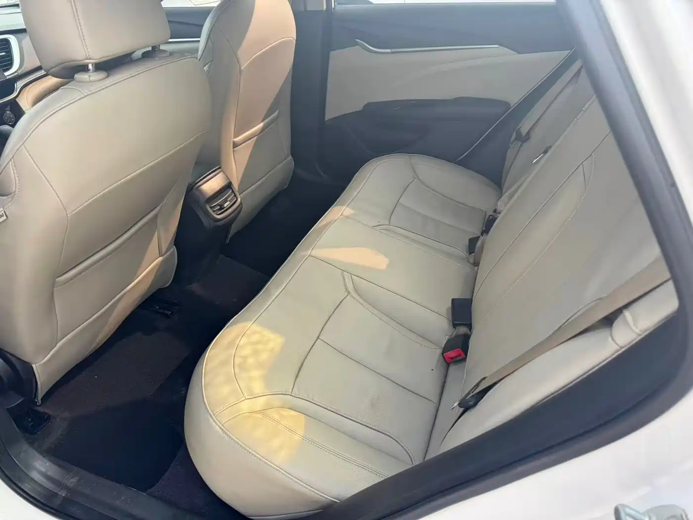 Buick Excelle 2018 15T Dual Clutch Elite (China V) фото 5
