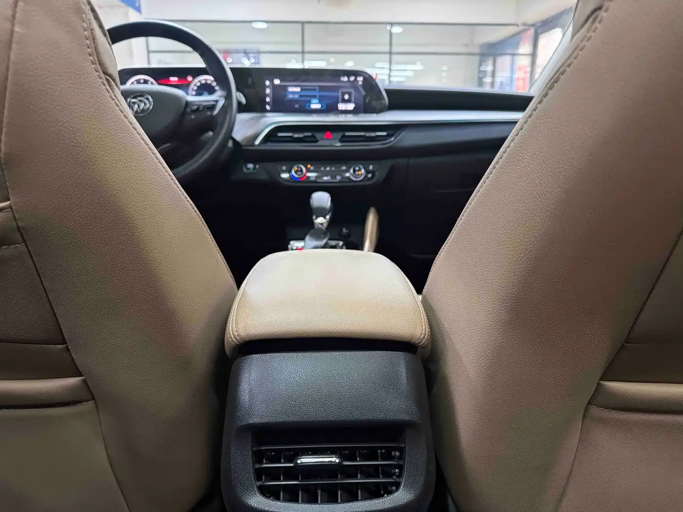 Buick GL6 2021 323T Mild Hybrid Connected Luxury фото 18