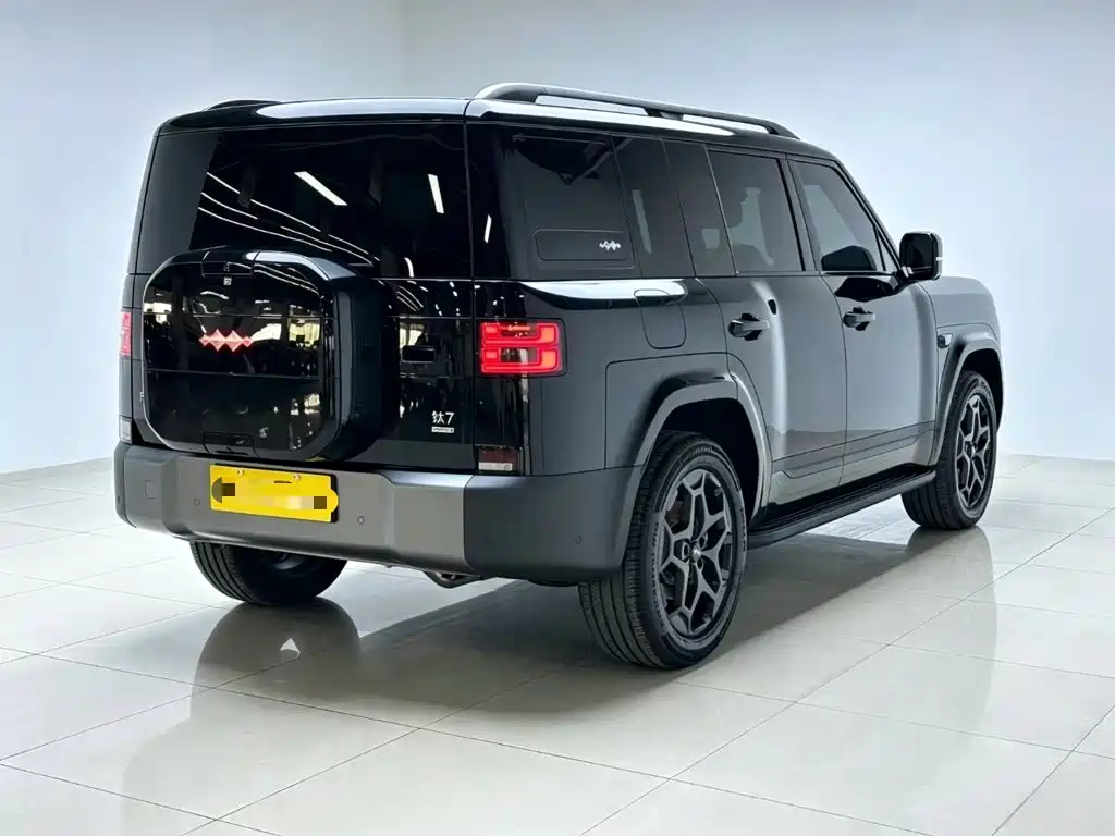 Fang Cheng Bao Titanium 7 2026 2025 AWD Base Model