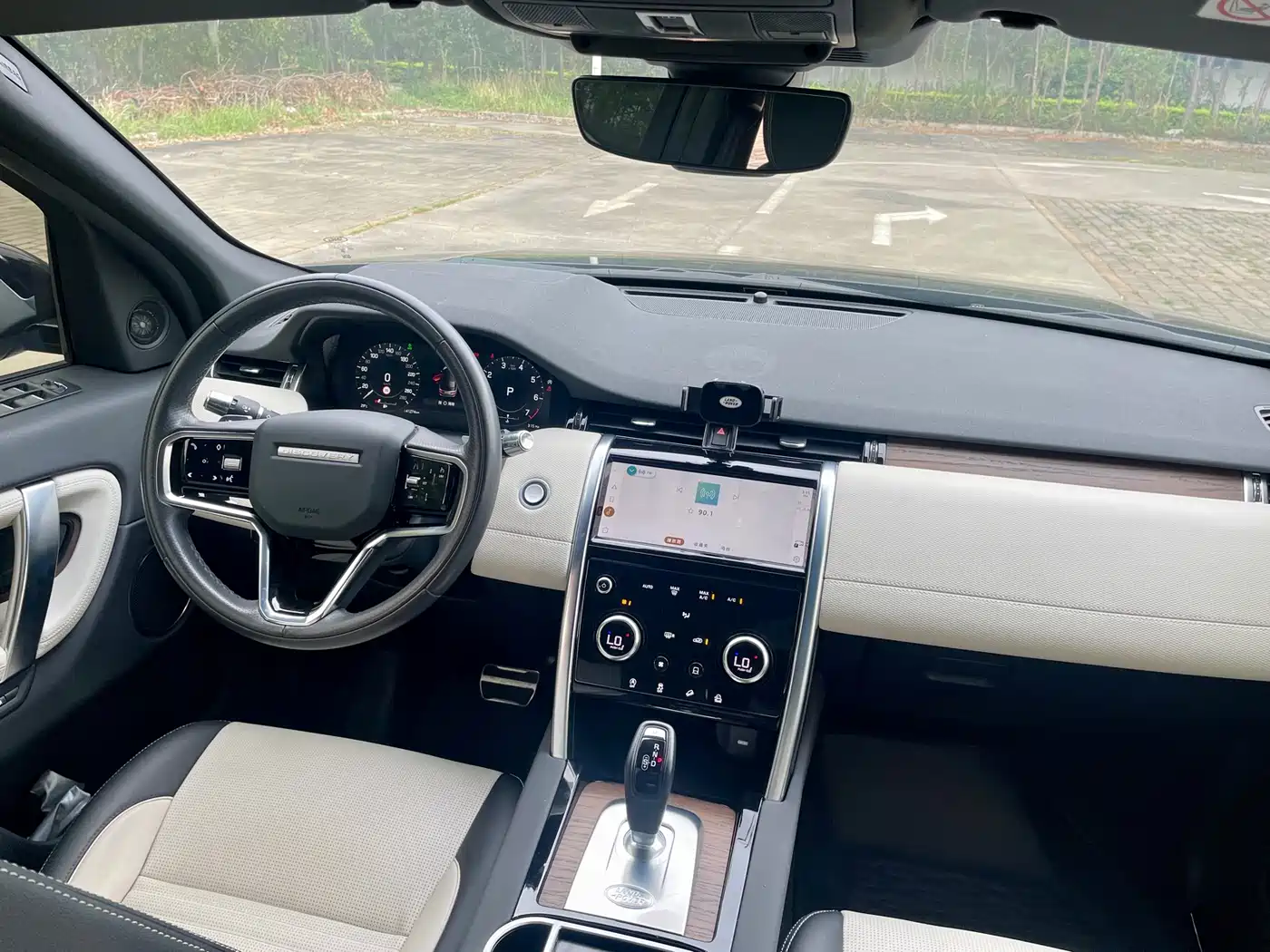 Land Rover Discovery Sport 2023 249PS R-Dynamic SE Performance Technology Version фото 10