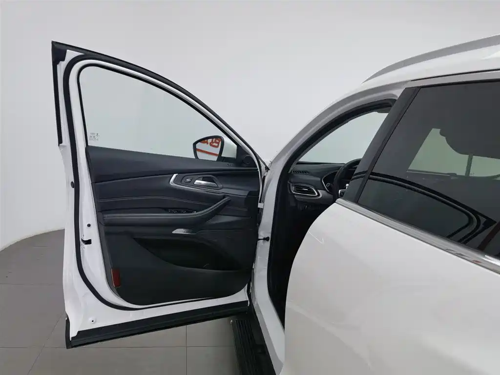 Exeed Lingyun 2019 2019 1.6T 2WD Starlight Edition