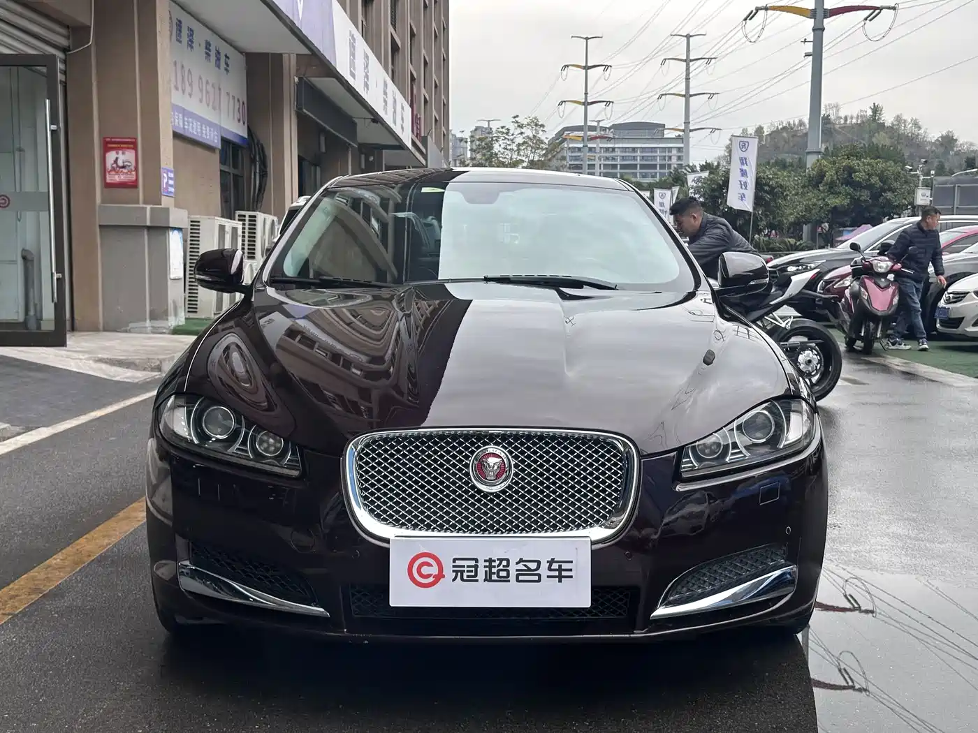Jaguar XF 2014 2014 XF 2.0T Luxury Edition