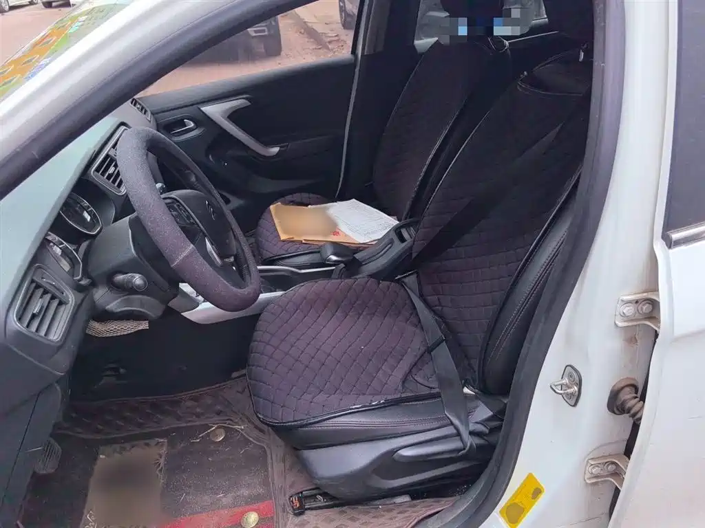 Photo 8 - Citroën C3-XR