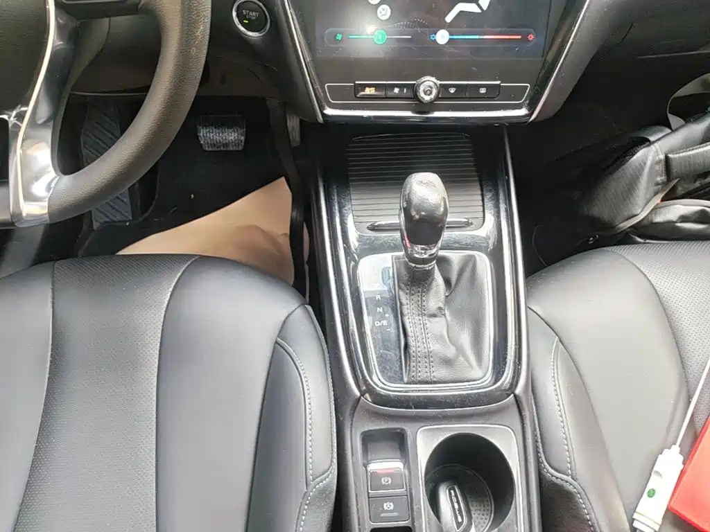 Roewe i5 2018 2019 1.5L Auto 4G Langhao Edition