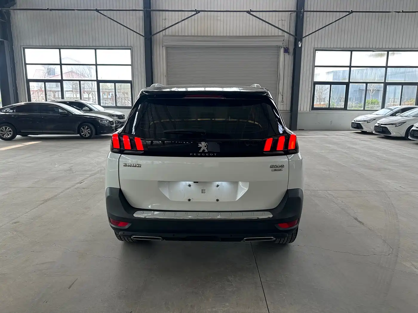 Peugeot 5008 2017 350THP 7-Seater Unlimited Edition фото 6
