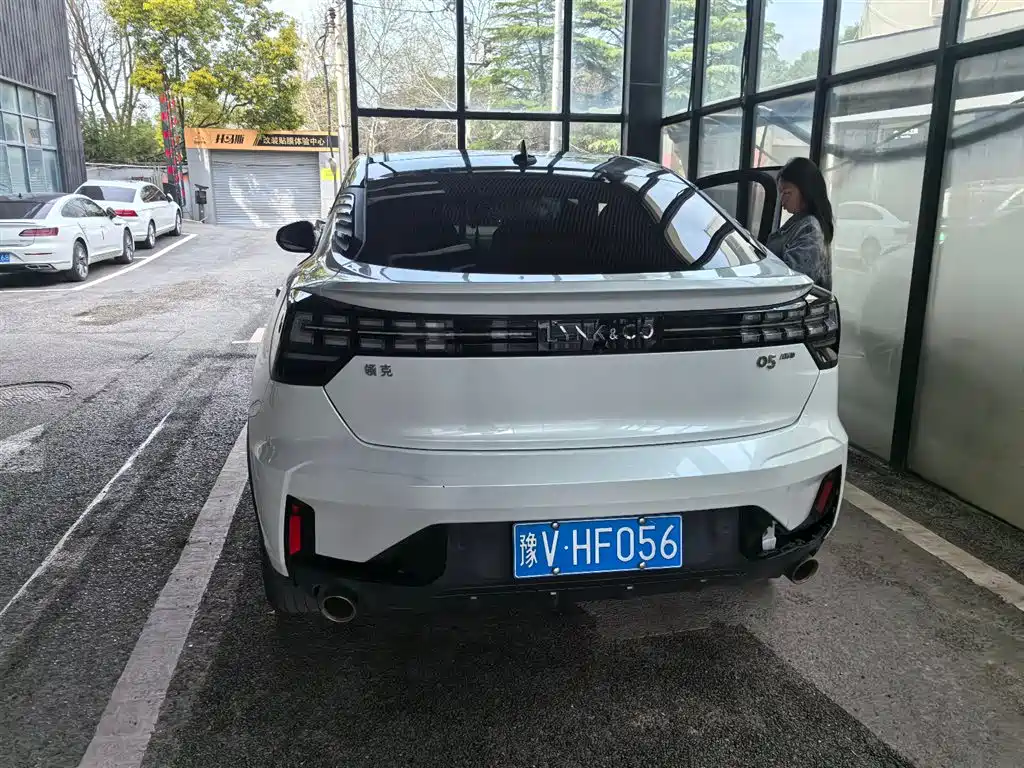LYNK 05