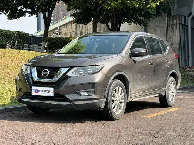 NISSAN QIJUN