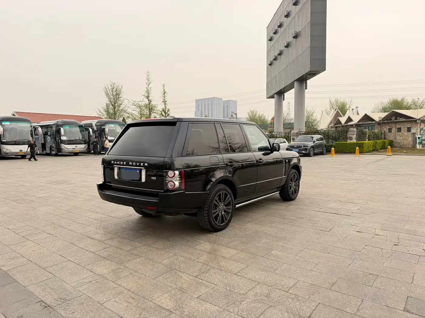 Land Rover Range Rover 2012 5.0 NA V8 фото 4