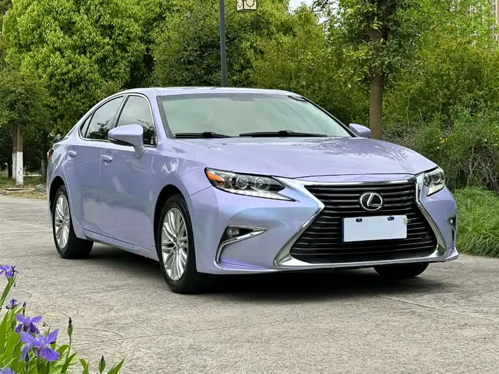 Lexus ES 2015 200 Elite Edition фото 2