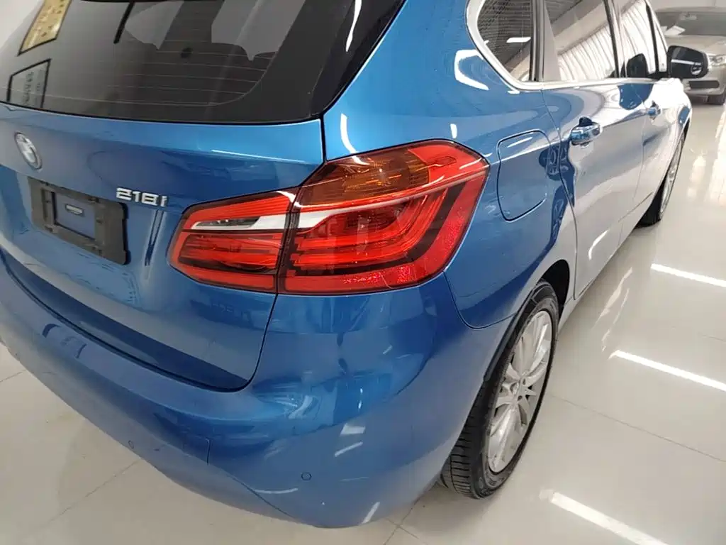 BMW 2 Series Touring 2019 2019 218i Leading