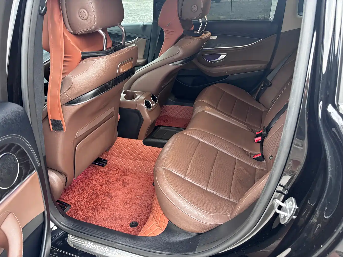 Mercedes-Benz E-Class 2018 E 300 L Sport Luxury фото 5