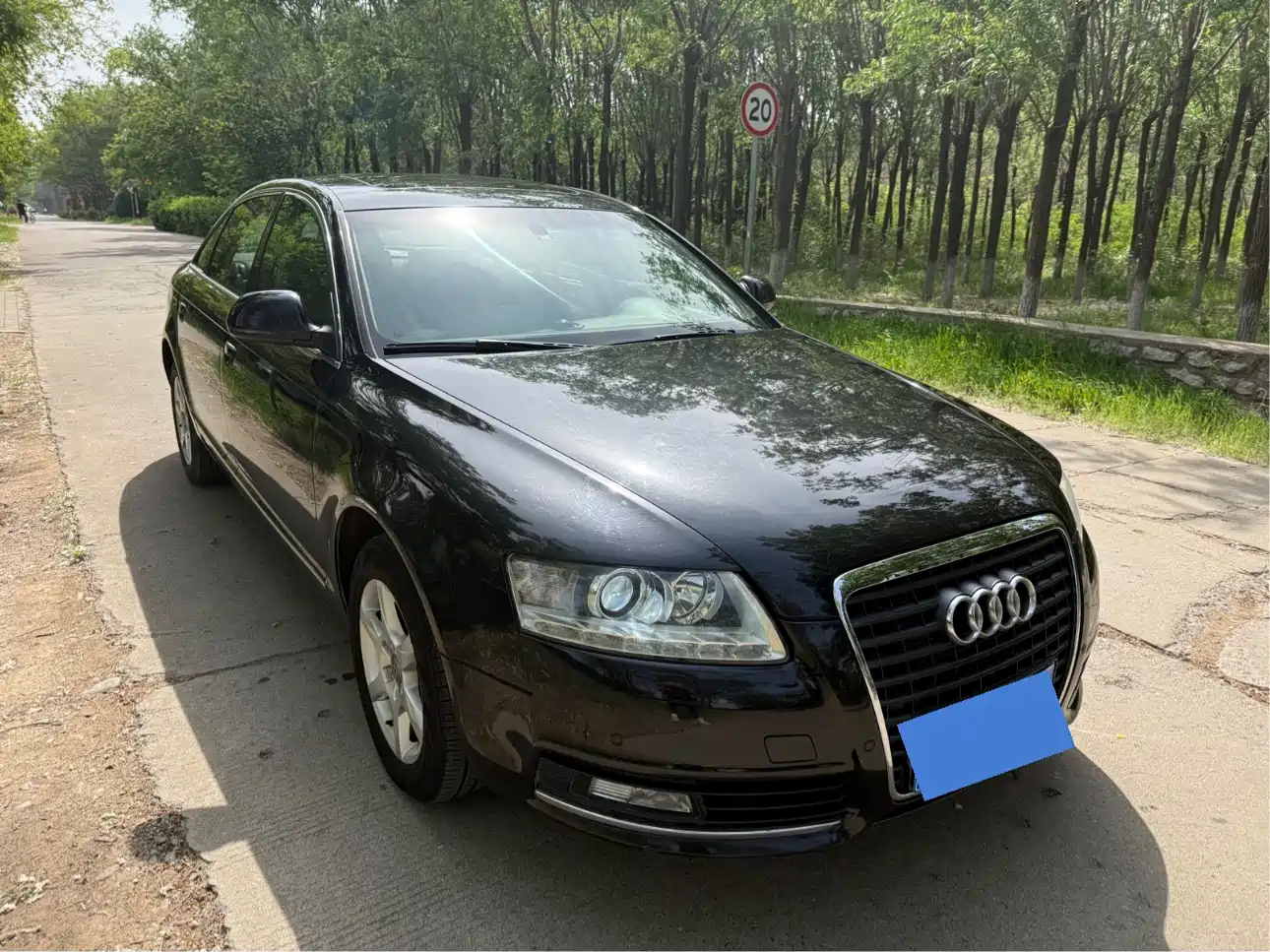 Audi A6L 2011 2.0 TFSI Automatic Comfort фото 2