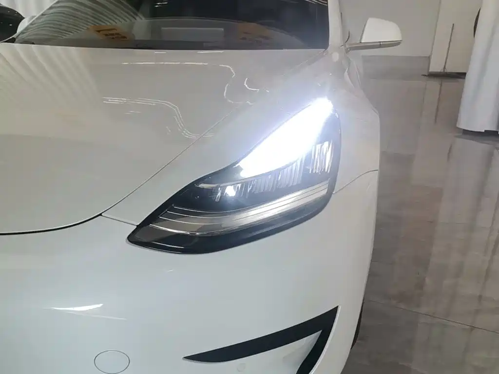 Tesla Model 3 2020 2020 Facelift Standard Range RWD Upgrade
