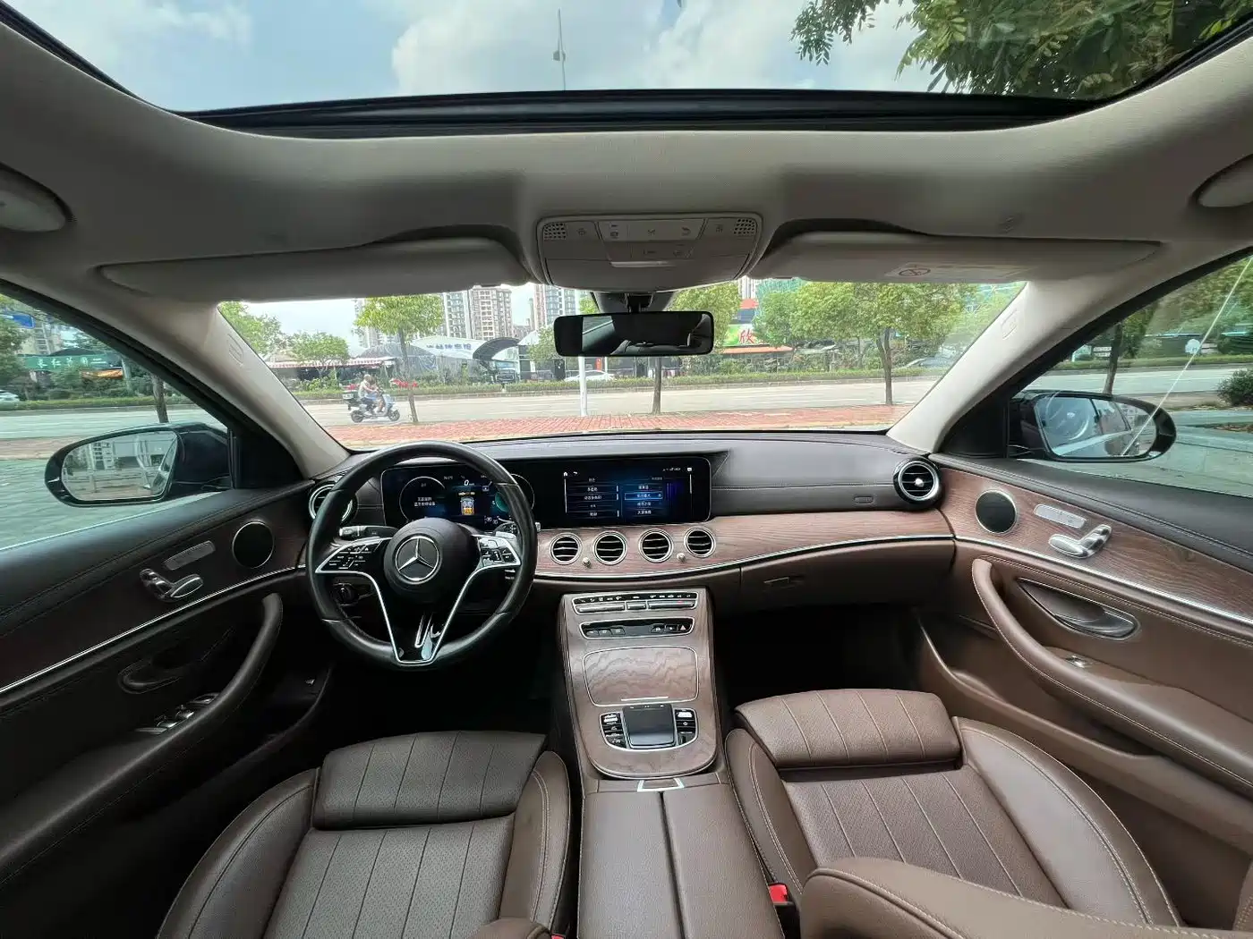 Mercedes-Benz E-Class 2022 Facelift E 300 L Fashion Style фото 5