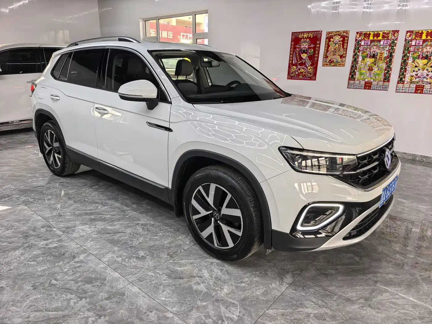 Volkswagen Tayron 2023 280TSI 2WD Luxury Plus Advanced Edition фото 2
