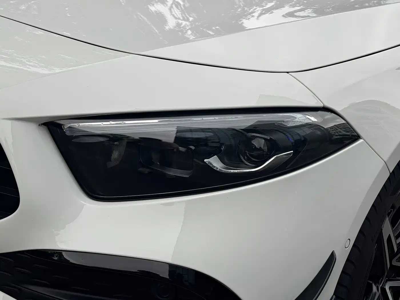 Mercedes-Benz A-Class AMG 2024 AMG A 35 L 4MATIC фото 13