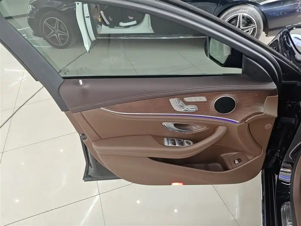 Mercedes-Benz E-Class 2022 Facelift E 300 L Fashion Style фото 17