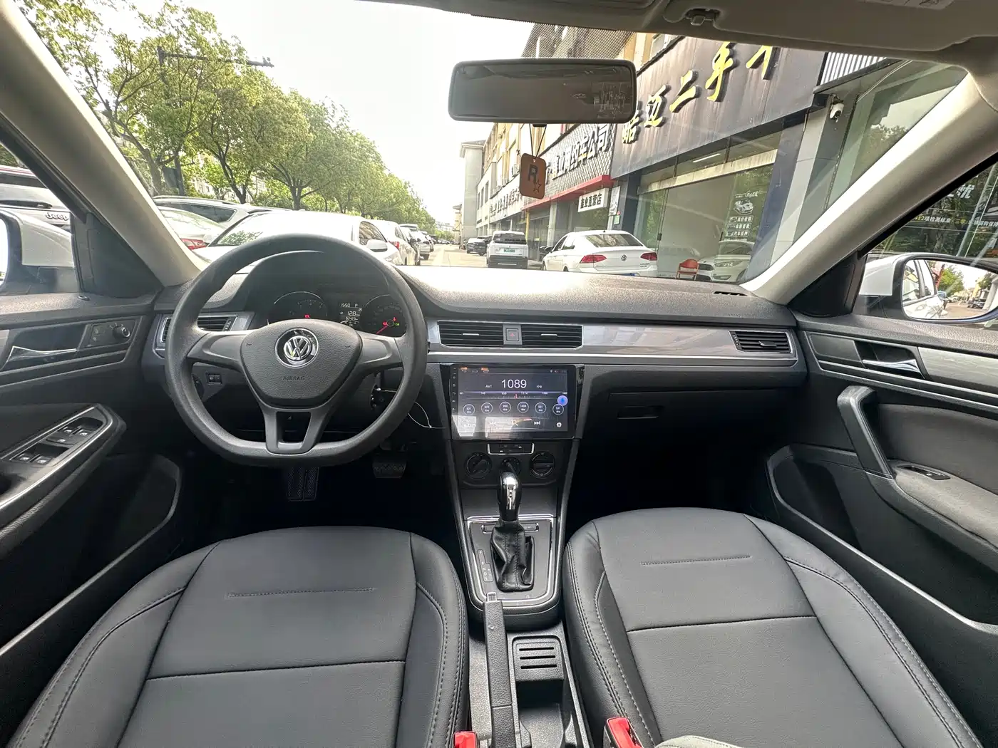 Volkswagen Bora 2019 Bora Legend 1.5L Automatic Fashion China VI фото 4