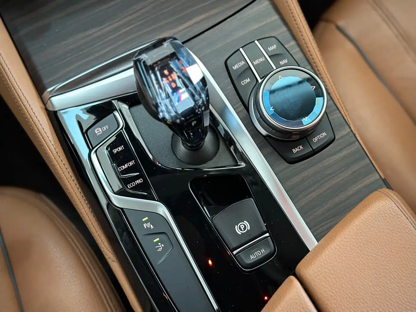 BMW 6 Series GT 2020 630i Luxury Design Package фото 16