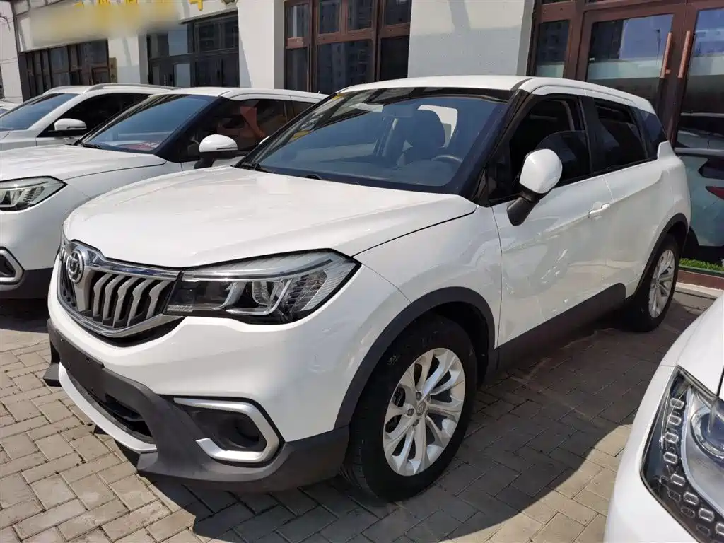 Zhonghua V3 2019 2017 1.5L Manual Comfort