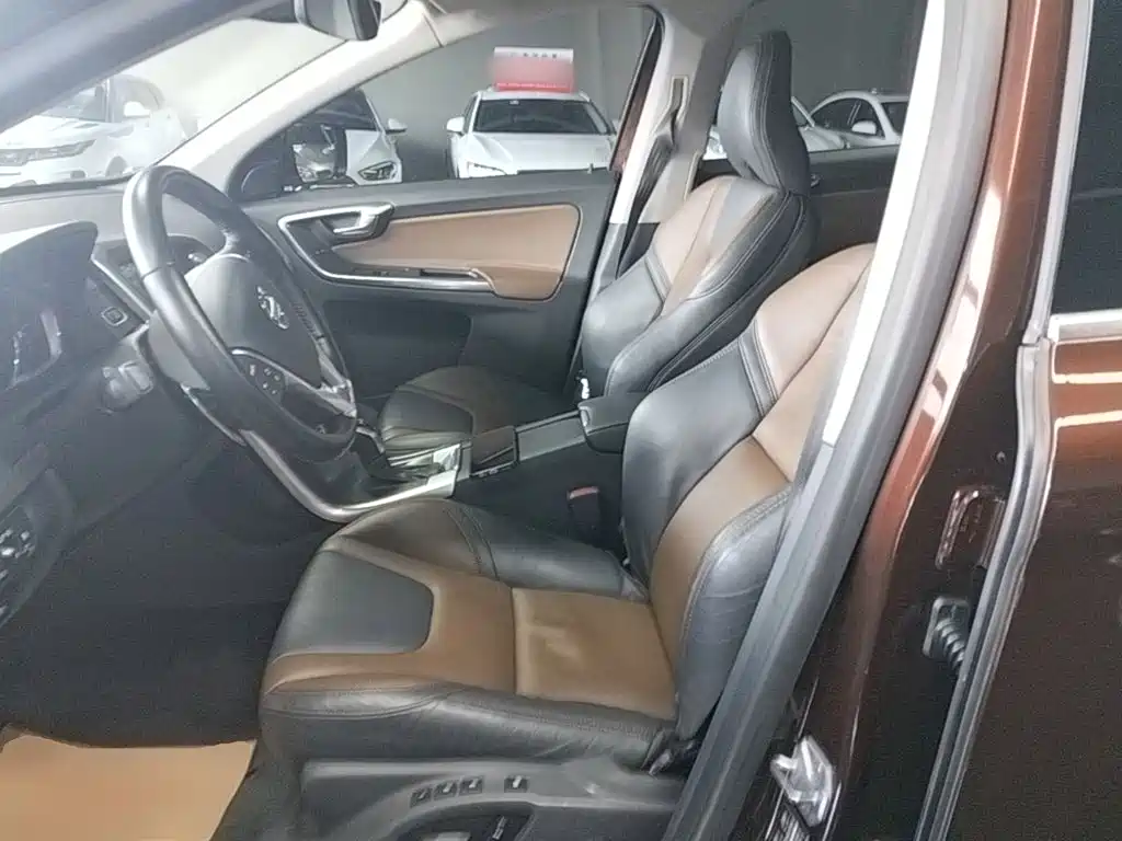 Фото 15 - Volvo XC60 (Import)