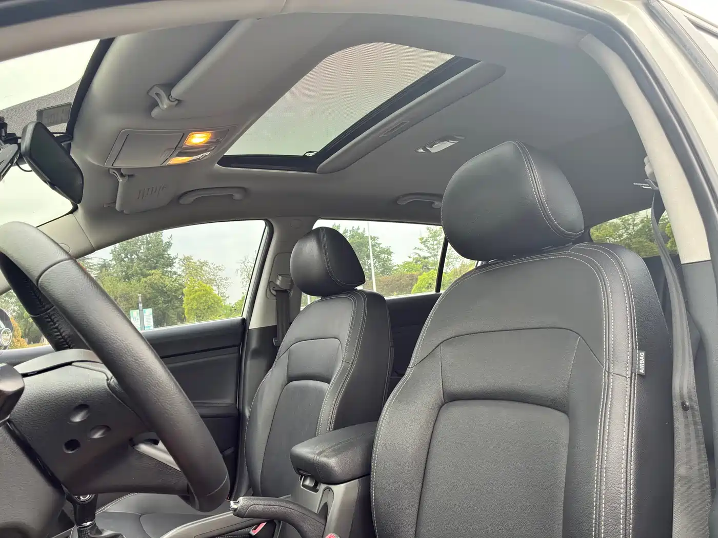 Kia Sportage 2012 2.0L Automatic 2WD GLS фото 15
