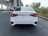 Фото 6 - Roewe i5