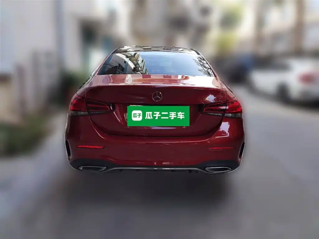 Mercedes-Benz A-Class 2019 A 180 L Sport Sedan фото 12