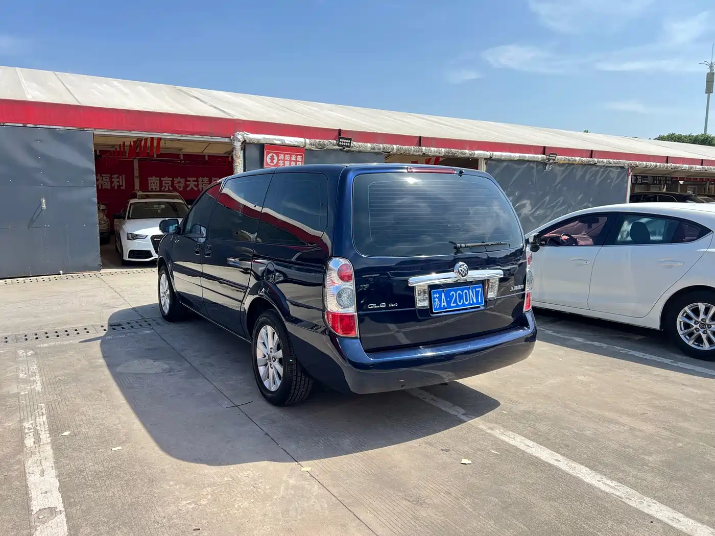 Buick GL8 2014 2.4L Executive Edition фото 19