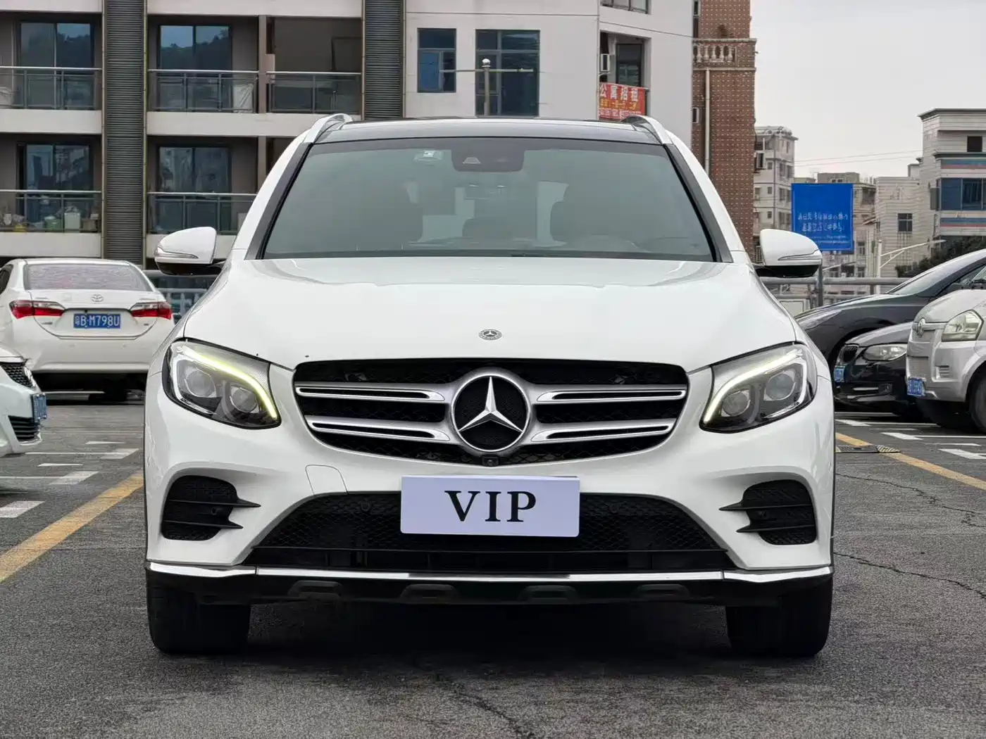 Mercedes-Benz GLC 2019 GLC 300 L 4MATIC Dynamic фото 2