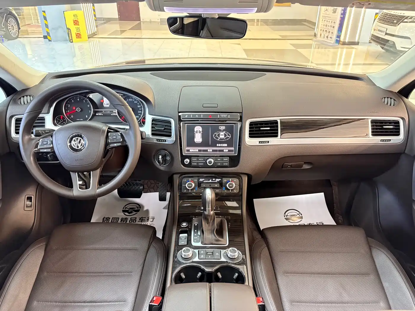 Volkswagen Touareg 2017 2017 3.0TSI Mountain Master Edition